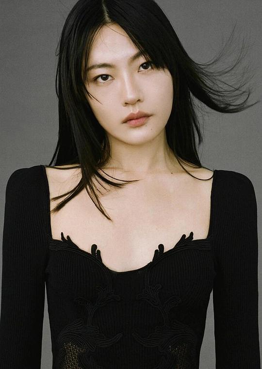 曾靖（青年叶文洁 Young Ye Wenjie饰演）